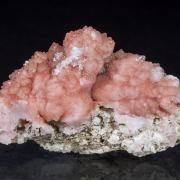 Quartz (variety rose quartz)