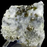 Sphalerite var. cleiophane, quartz