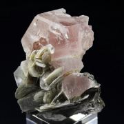 gem FLUORAPATITE, MUSCOVITE