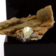 Siderite, Pyrite, Quartz.