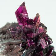 Erythrite