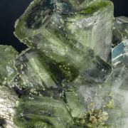 Fluorapatite with Arsenopyrite and Siderite