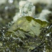 Titanite on Rutile after Ilmenite and with Microcline
