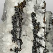 Descloizite with Calcite