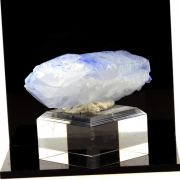 Quartz + Dumortierite. 664.0 ct.