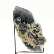 Blue quartz + Tourmaline.