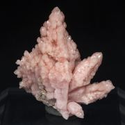 Quartz (variety rose quartz)