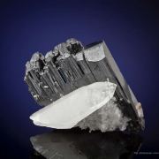 Hubnerite with Quartz