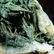 Gormanite on Muscovite