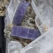 Fluorapatite with Quartz, Siderite and Pyrite