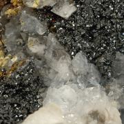 Descloizite with Calcite