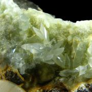 Phosphophyllite / (classic textbook twins) / with Siderite & Sphalerite