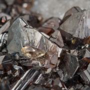 Sphalerite with Calcite