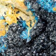 Clinoclase with Cornwallite