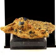 Rutile + Hematite. 680.0 ct.