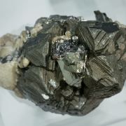 Sphalerite with Chalcopyrite, Arsenopyrite and Siderite