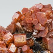 Vanadinite on manganese oxides