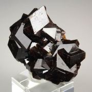 GARNET var. ANDRADITE