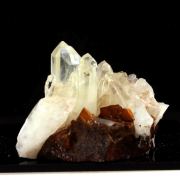 Quartz + Siderite. 656.0 ct.