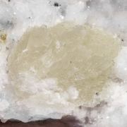 Strontianite with Magnesite