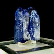 Zoisite var. Tanzanite