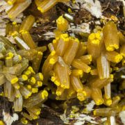 Pyromorphite with Baryte