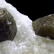 Quartz var. morion, anhydrite