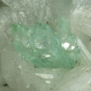 Fluorapophyllite, Stilbite