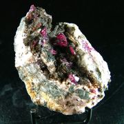 Roselite on Quartz with Goethite