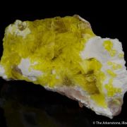 Jouravskite on Xonotlite