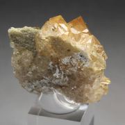 gem GARNET var. GROSSULAR