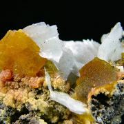 Wulfenite with Baryte and Mimetite