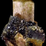 Apatite, hematite, quartz and actinolite pseudo. after pyroxene
