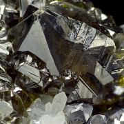 Sphalerite var. cleiophane, galena, quartz