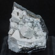 Fluorapophyllite-(K) on Gyrolite