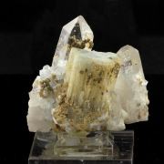 Quartz, Apatite, Wolframite, Pyrite.