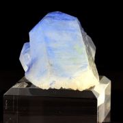 Quartz + Dumortierite. 1467.5 ct.