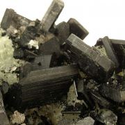 Babingtonite on Prehnite