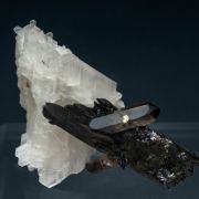 Eudidymite with Aegirine and Quartz