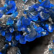 Veszelyite on Quartz