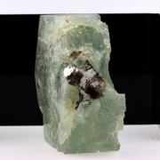 Beryl, Muscovite, Albite.