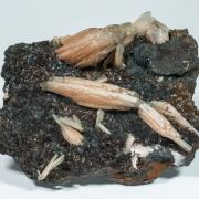 Baryte with Goethite