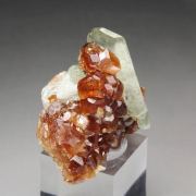 gem GARNET var. HESSONITE, DIOPSIDE