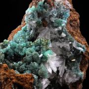 Cuprian Adamite + Hemimorphite.