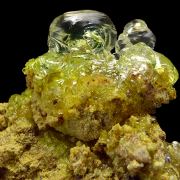 Opal var. hyalite CRAZY FLUORESCENCE