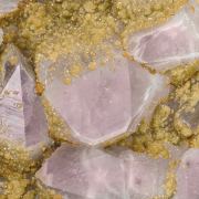 Quartz (variety amethyst) with Siderite
