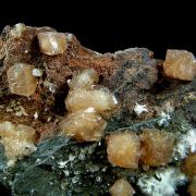 Olmiite with Bultfonteinite