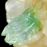Fluorapophyllite, heulandite, stilbite