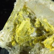 Stolzite, Scheelite, Quartz