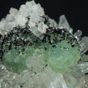 Babingtonite on Prehnite and Quartz